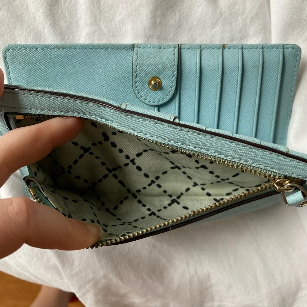 ✨ KATE SPADE WALLET ✨ - Picture 8 of 8